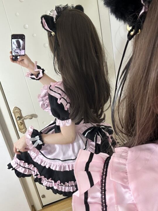 Lilymoonのガーリーキャットメイドコスプレの画像2