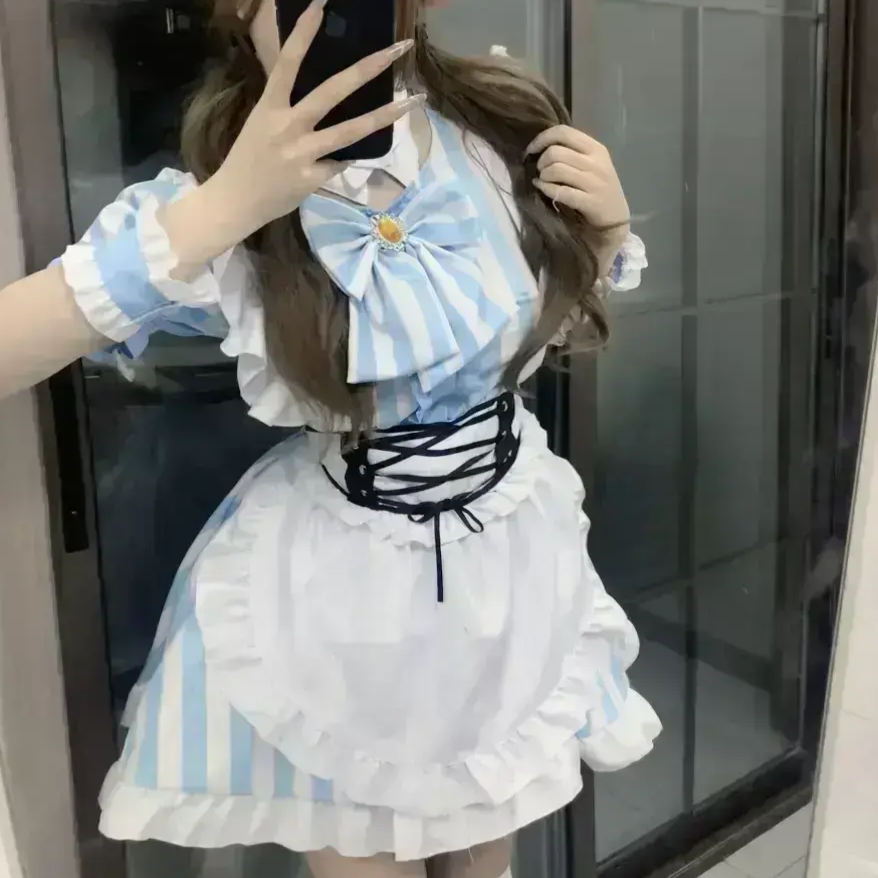 Lilymoonのレースアップリボンメイドコスプレの画像1