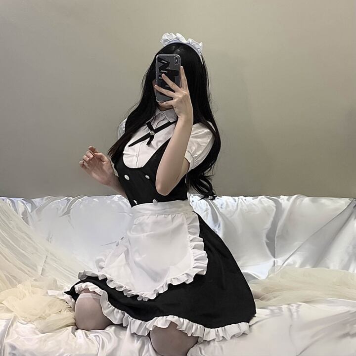 Lilymoonのフリルメイドコスプレの画像4