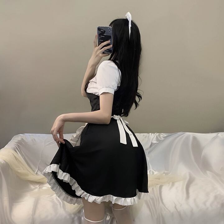 Lilymoonのフリルメイドコスプレの画像2