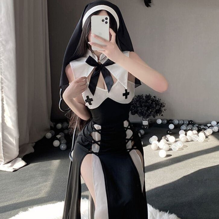 Lilymoonのロングスリットシスターコスプレの画像1