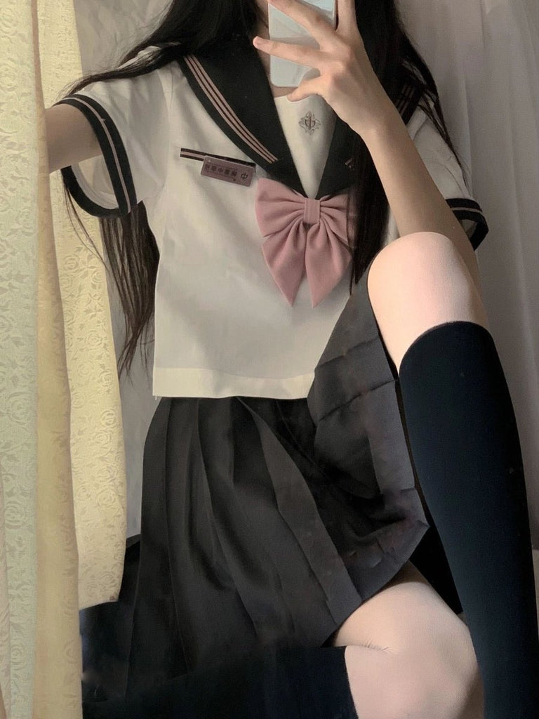 Lilymoonのガーリー制服コスプレの画像4